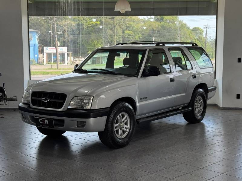 CHEVROLET - BLAZER - 2001/2001 - Prata - R$ 31.900,00