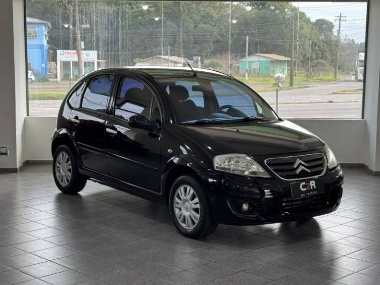 CITROËN - C3 - 2009/2010 - Preta - R$ 27.900,00
