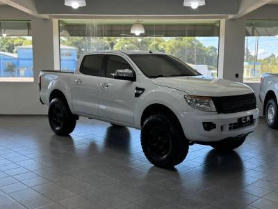 FORD - RANGER - 2015/2015 - Branca - R$ 119.900,00