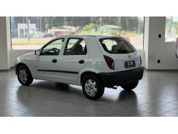 CHEVROLET - CELTA - 2010/2010 - Branca - R$ 22.900,00