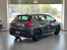 PEUGEOT - 3008 - 2011/2011 - Cinza - R$ 39.900,00