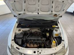 CHEVROLET - CELTA - 2002/2003 - Branca - R$ 17.900,00