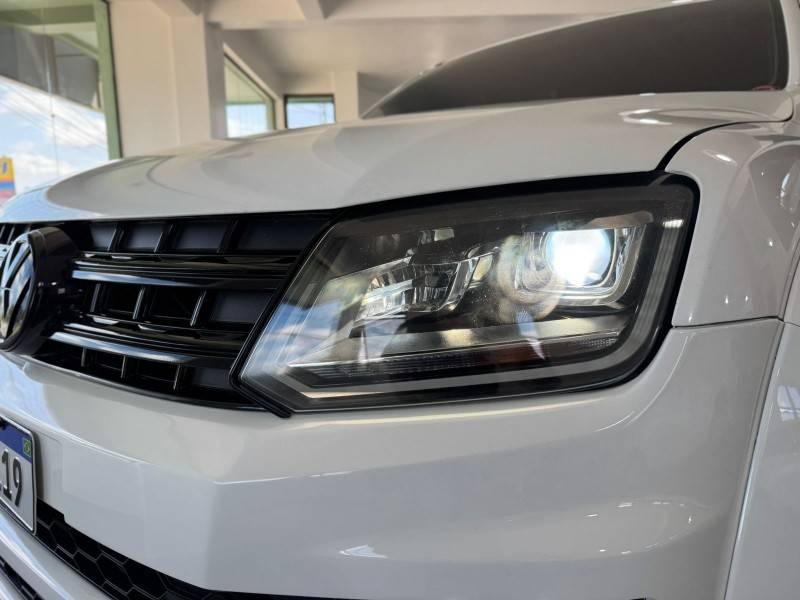 VOLKSWAGEN - AMAROK - 2018/2018 - Branca - R$ 154.900,00