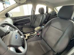 FORD - FOCUS - 2010/2011 - Preta - R$ 44.900,00