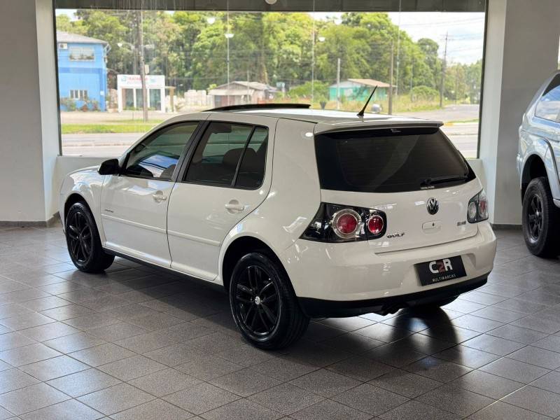 VOLKSWAGEN - GOLF - 2011/2011 - Branca - R$ 49.900,00