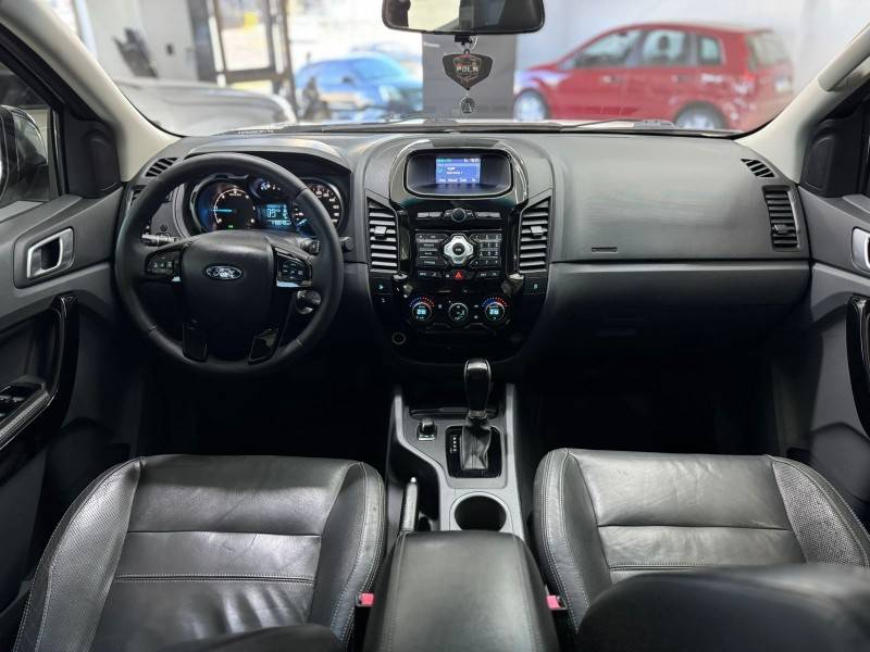 FORD - RANGER - 2015/2015 - Branca - R$ 119.900,00