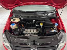 VOLKSWAGEN - CROSSFOX - 2011/2012 - Vermelha - R$ 39.900,00