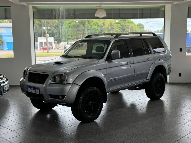 MITSUBISHI - PAJERO - 2008/2008 - Prata - R$ 56.900,00