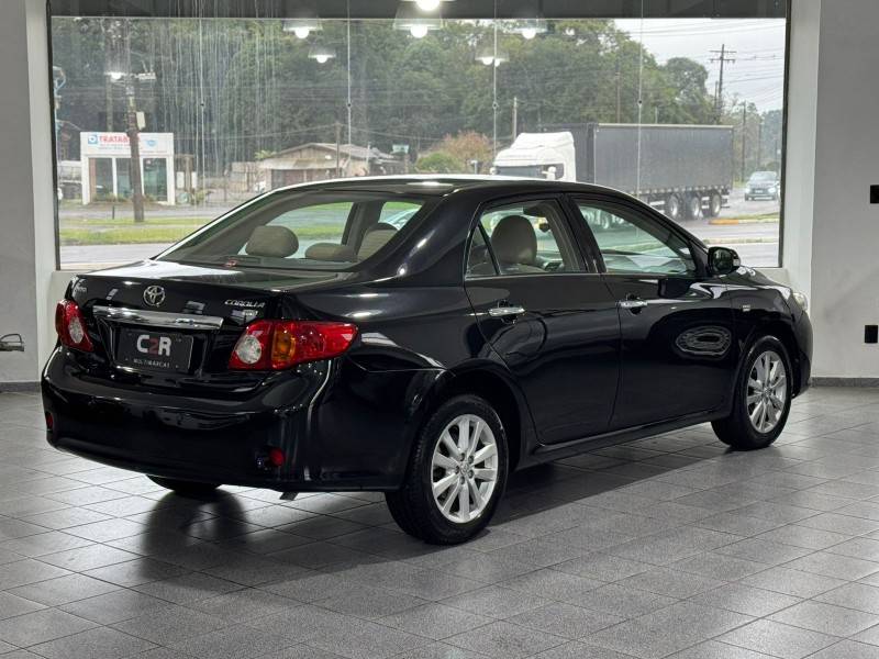 TOYOTA - COROLLA - 2009/2010 - Preta - R$ 54.900,00