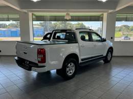 CHEVROLET - S10 - 2013/2014 - Branca - R$ 95.900,00