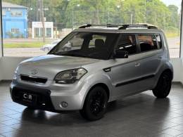 KIA MOTORS - SOUL - 2010/2010 - Prata - R$ 38.900,00