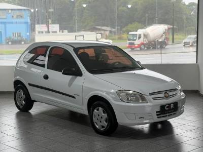 CHEVROLET - CELTA - 2008/2008 - Branca - R$ 18.900,00