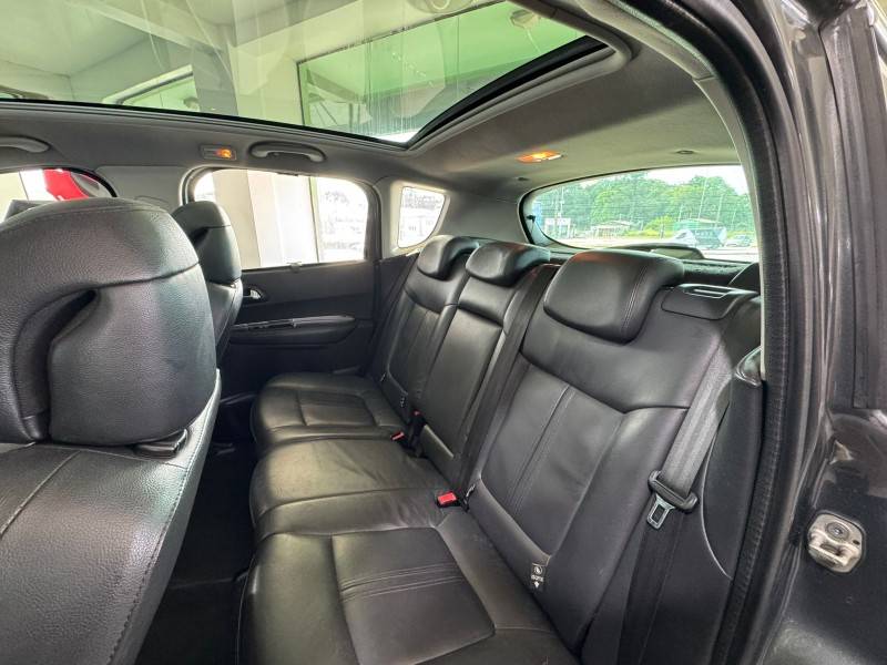 PEUGEOT - 3008 - 2011/2011 - Cinza - R$ 39.900,00