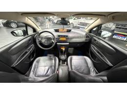 CITROËN - C4 - 2011/2012 - Preta - R$ 29.900,00