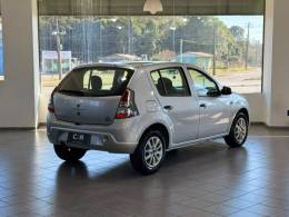 RENAULT - SANDERO - 2013/2014 - Prata - R$ 34.900,00
