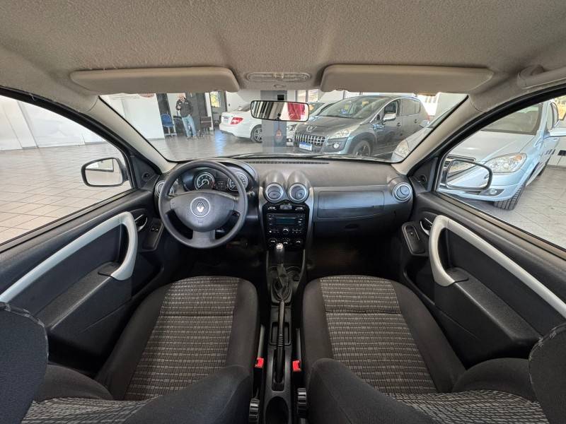 RENAULT - SANDERO - 2013/2014 - Prata - R$ 34.900,00