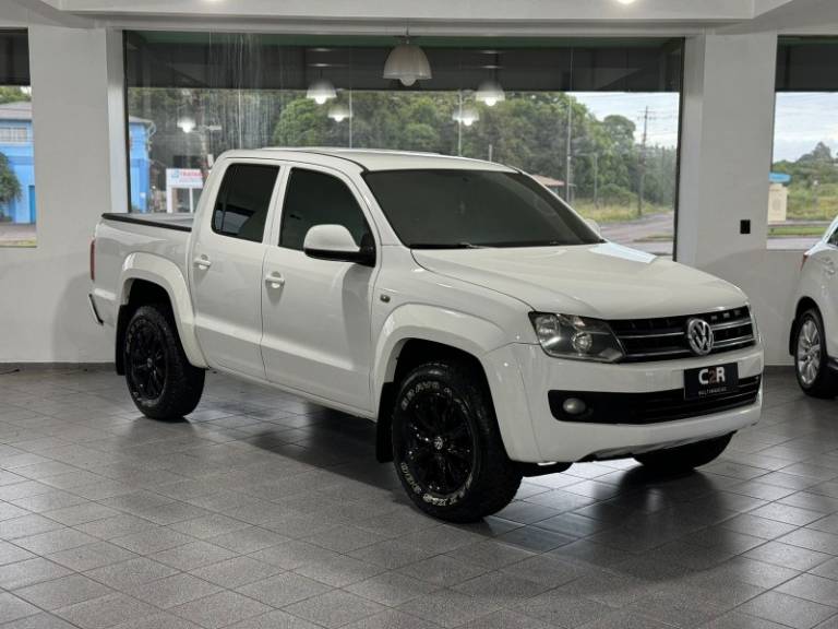 VOLKSWAGEN - AMAROK - 2012/2013 - Branca - R$ 92.900,00