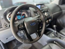 FORD - RANGER - 2015/2015 - Branca - R$ 119.900,00