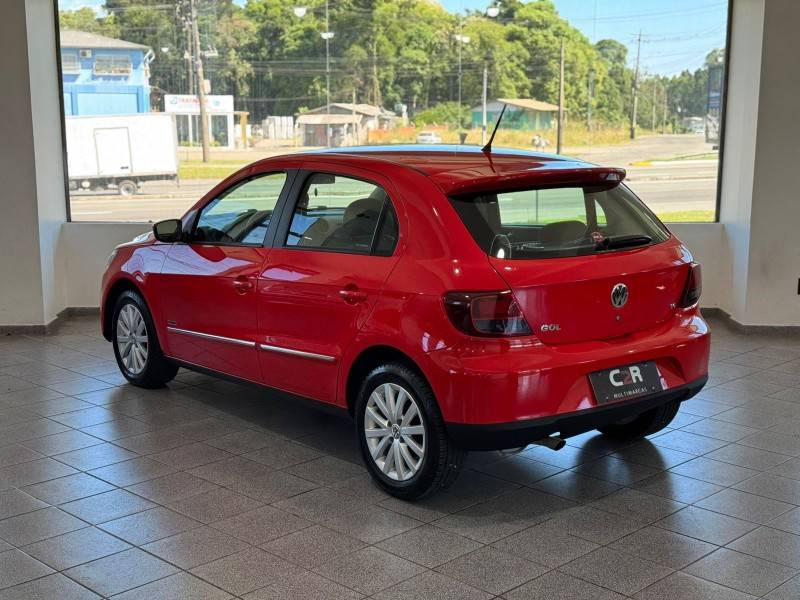 VOLKSWAGEN - GOL - 2008/2009 - Vermelha - R$ 29.900,00