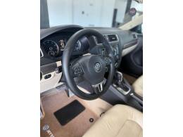 VOLKSWAGEN - JETTA - 2014/2014 - Cinza - R$ 82.900,00