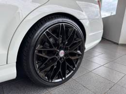 MERCEDES-BENZ - C 200 - 2011/2012 - Branca - R$ 79.900,00