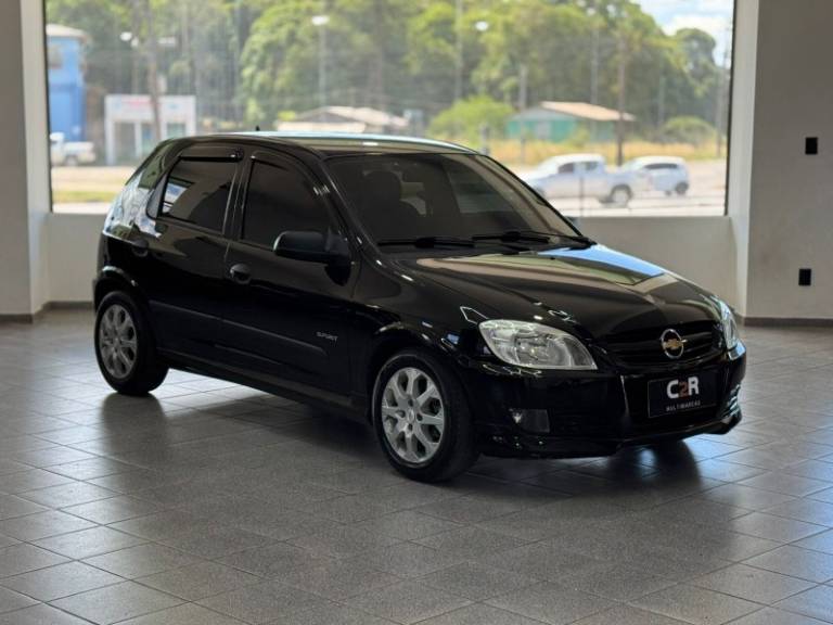 CHEVROLET - CELTA - 2008/2009 - Preta - R$ 24.900,00