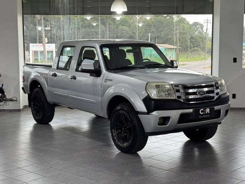 FORD - RANGER - 2010/2010 - Prata - R$ 59.900,00