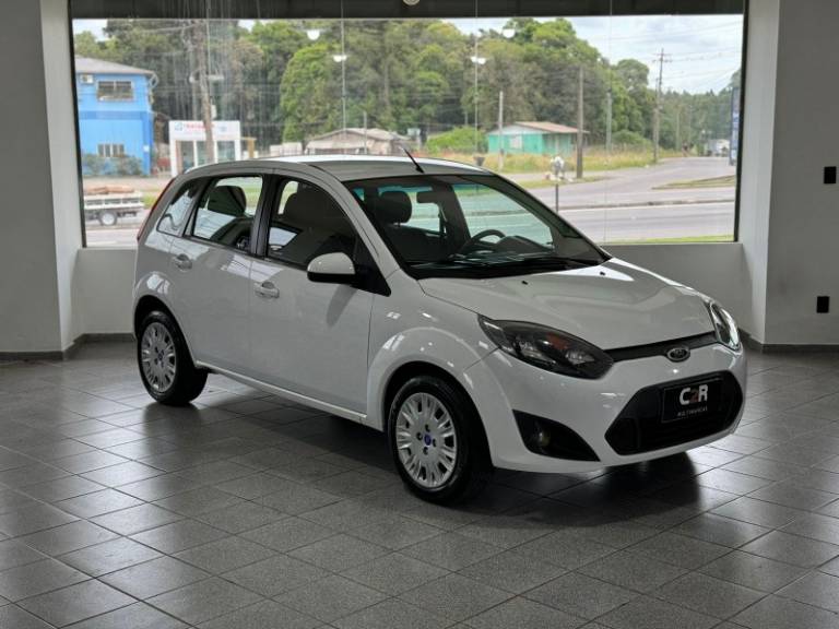 FORD - FIESTA - 2012/2012 - Branca - R$ 31.900,00