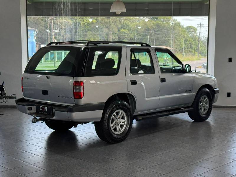 CHEVROLET - BLAZER - 2001/2001 - Prata - R$ 31.900,00