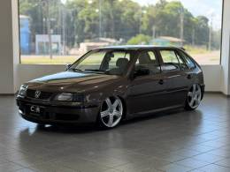 VOLKSWAGEN - GOL - 2002/2002 - Marrom - R$ 22.900,00