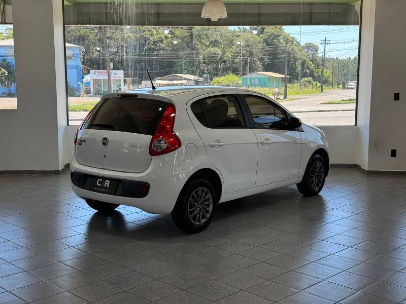 FIAT - PALIO - 2014/2014 - Branca - R$ 36.900,00