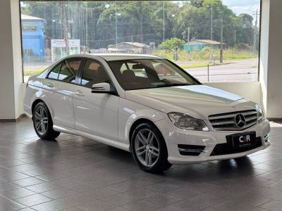 MERCEDES-BENZ - C 180 - 2013/2013 - Branca - R$ 75.900,00