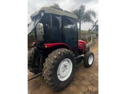 YANMAR - TRATOR 1155.4 - 2013/2013 - Vermelha - R$ 145.000,00