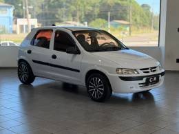 CHEVROLET - CELTA - 2002/2003 - Branca - R$ 17.900,00