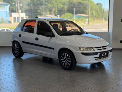 CHEVROLET - CELTA - 2002/2003 - Branca - R$ 17.900,00