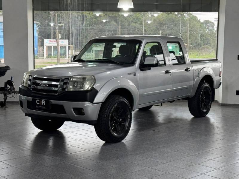 FORD - RANGER - 2010/2010 - Prata - R$ 59.900,00